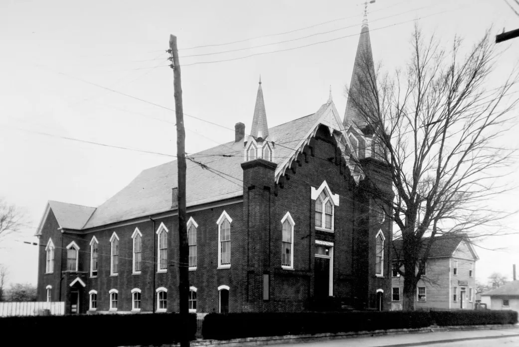 First Baptist Church, Hampton, in a historical photograph